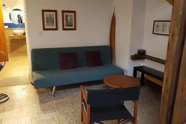Апартаменты La Discesa Di San Camillo *